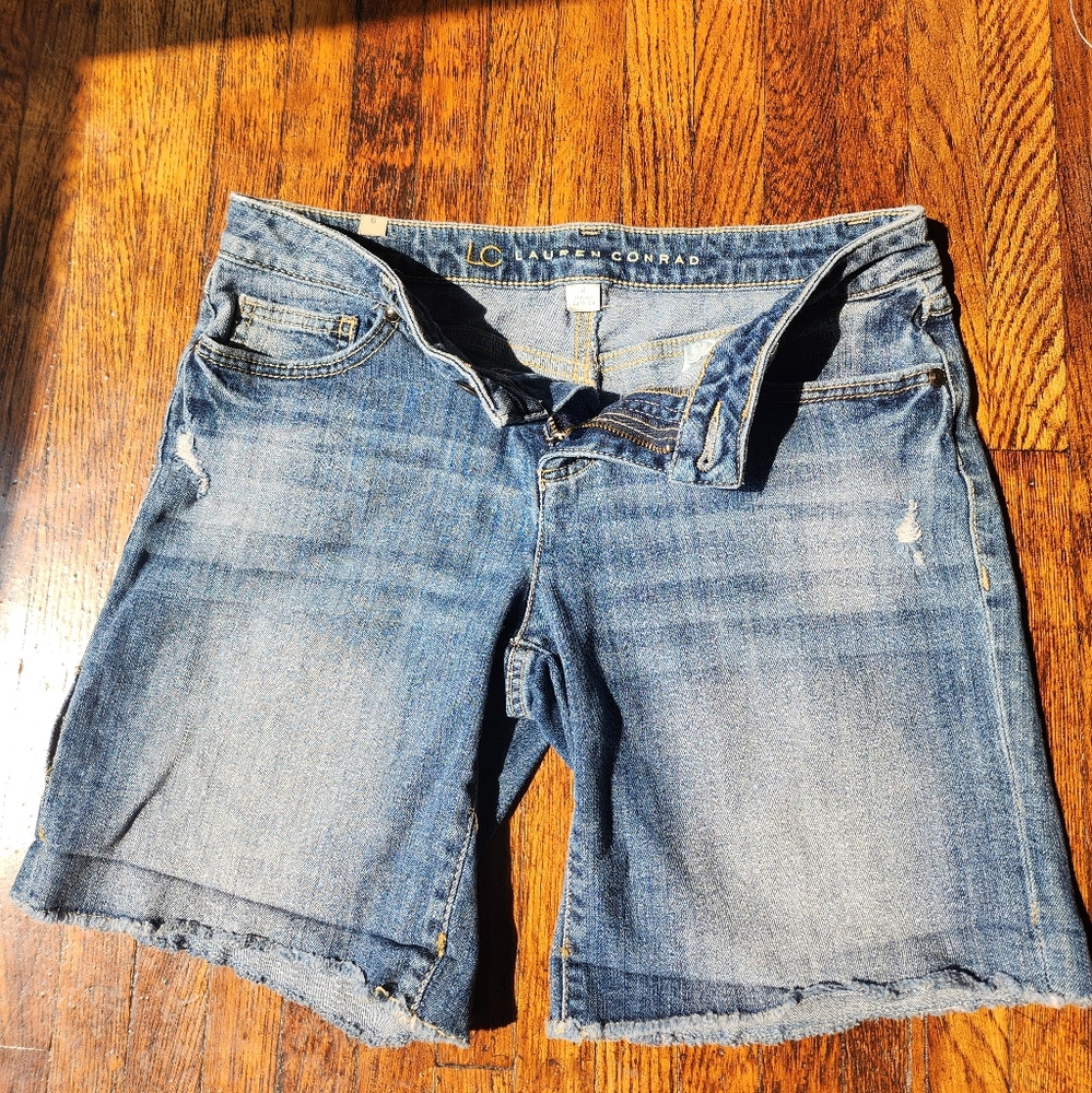 Lauren Conrad jean shorts Size 6